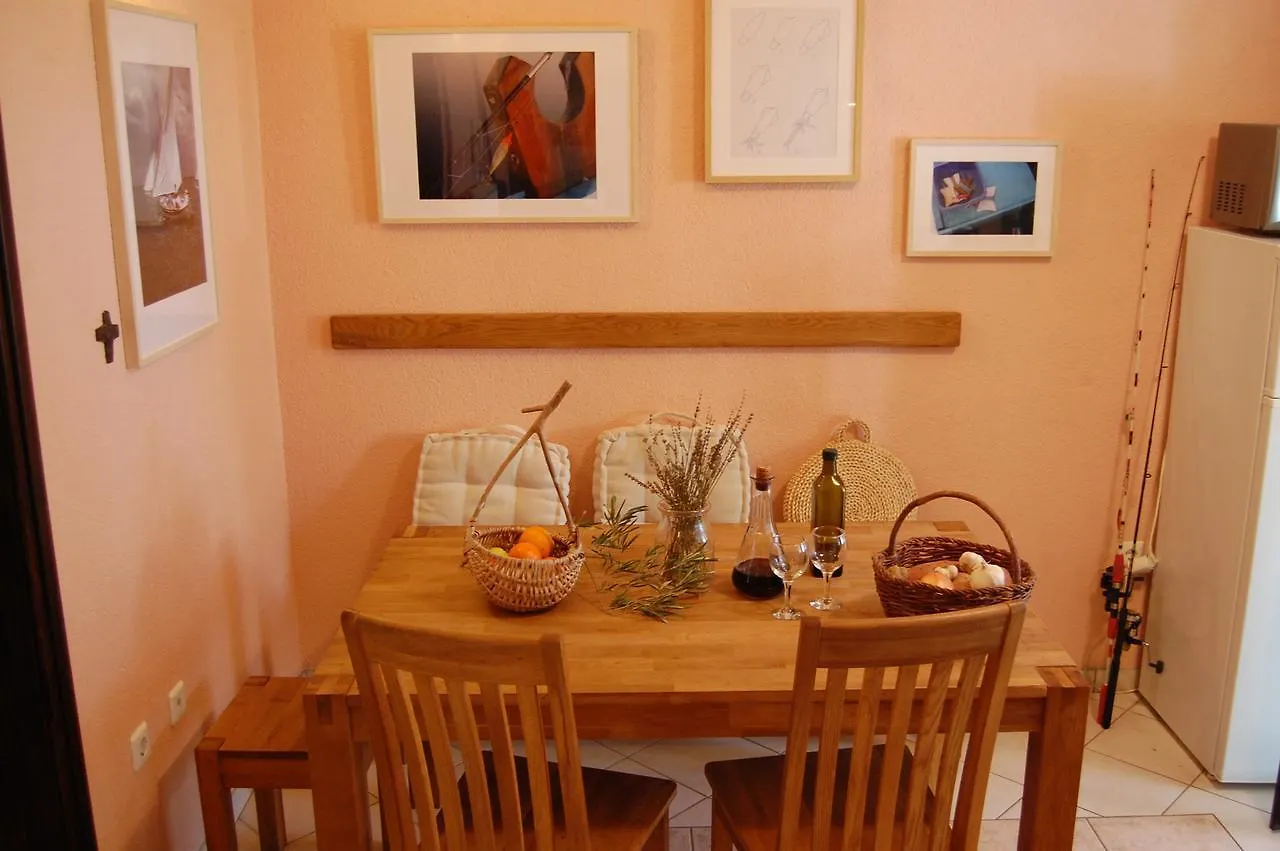 Apartments Makii Biograd Na Moru